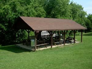 photo of Obel's Shelter, a picnic shelter along the Curtis trail